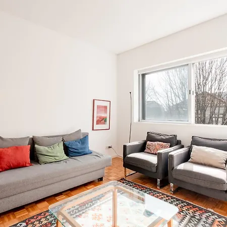 Viva Nanda's Place Apartment *